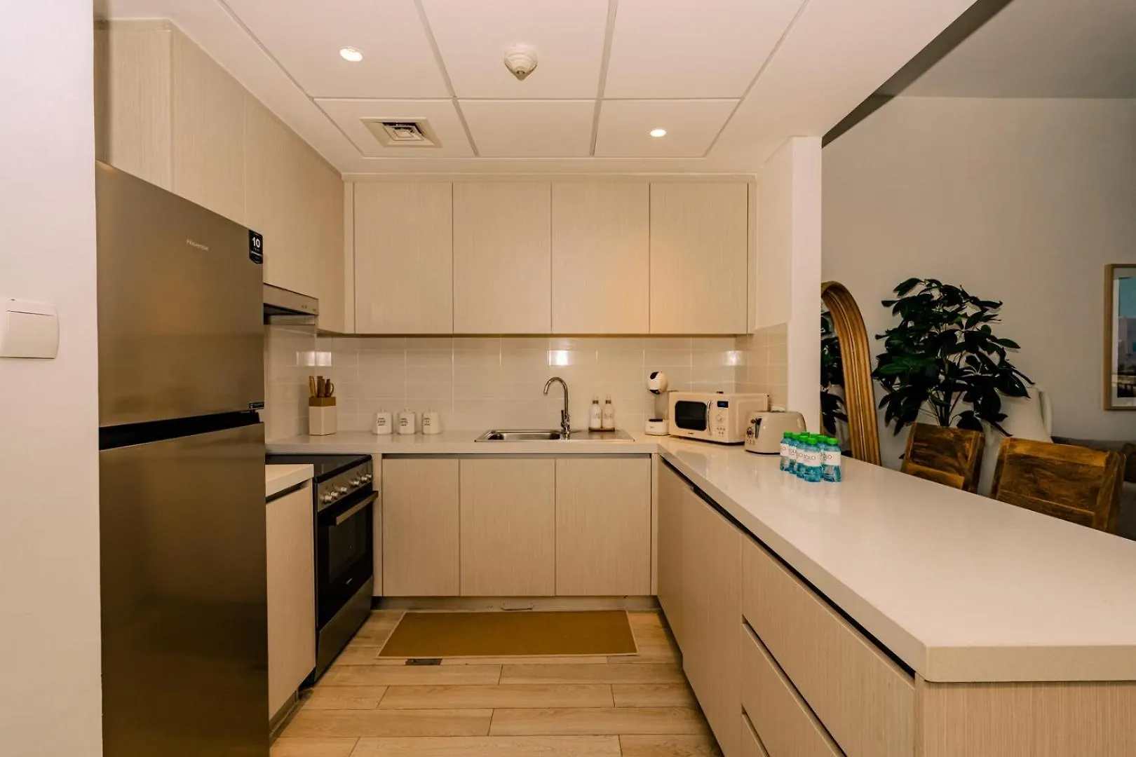 Elegant 2-Bedroom Home With Sofa Bed Abu Dhabi United Arab Emirates