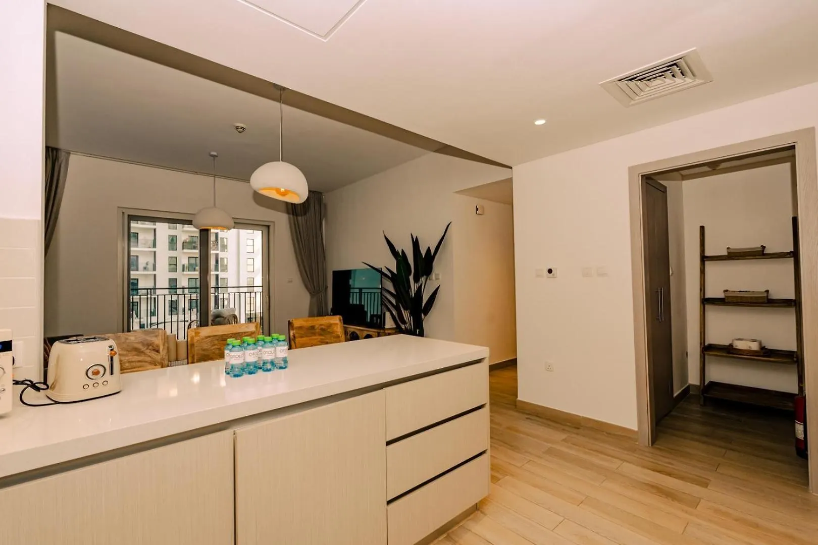 Elegant 2-Bedroom Home With Sofa Bed Abu Dhabi